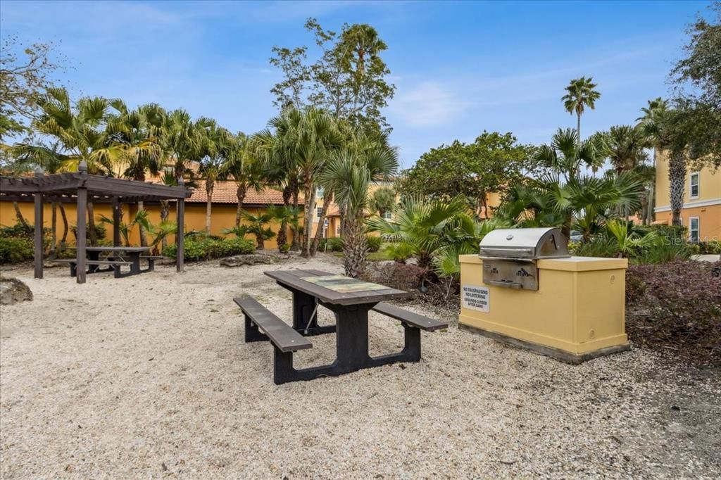 En Venta: $164,900 (1 camas, 1 baños, 734 Pies cuadrados)