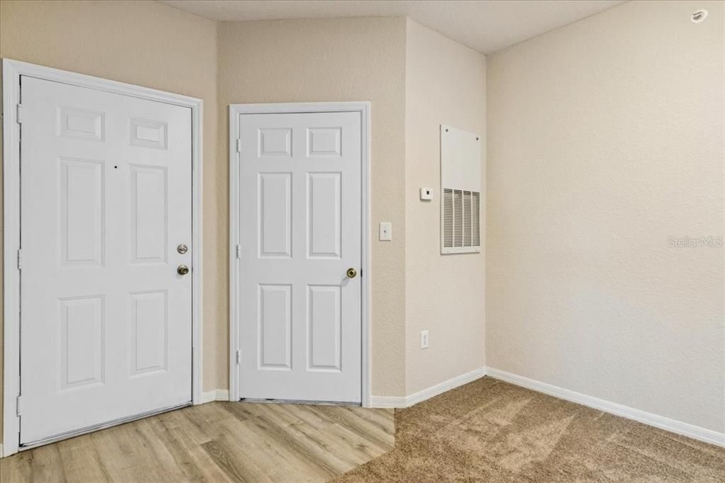 En Venta: $164,900 (1 camas, 1 baños, 734 Pies cuadrados)