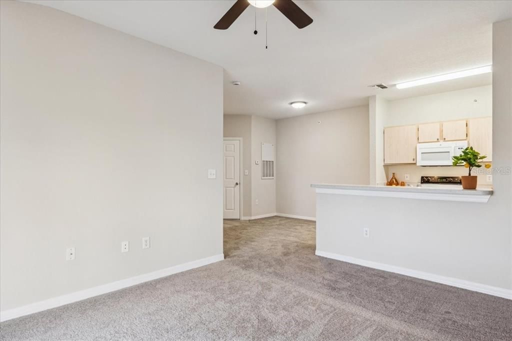 En Venta: $164,900 (1 camas, 1 baños, 734 Pies cuadrados)