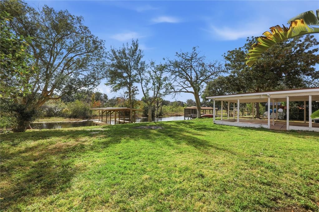 For Sale: $475,000 (3 beds, 3 baths, 1370 Square Feet)