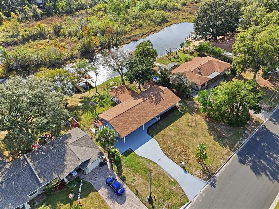 For Sale: $475,000 (3 beds, 3 baths, 1370 Square Feet)