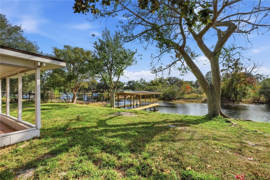 For Sale: $475,000 (3 beds, 3 baths, 1370 Square Feet)