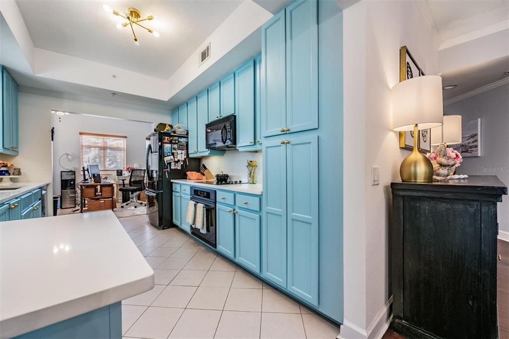 En Venta: $460,000 (3 camas, 2 baños, 2013 Pies cuadrados)