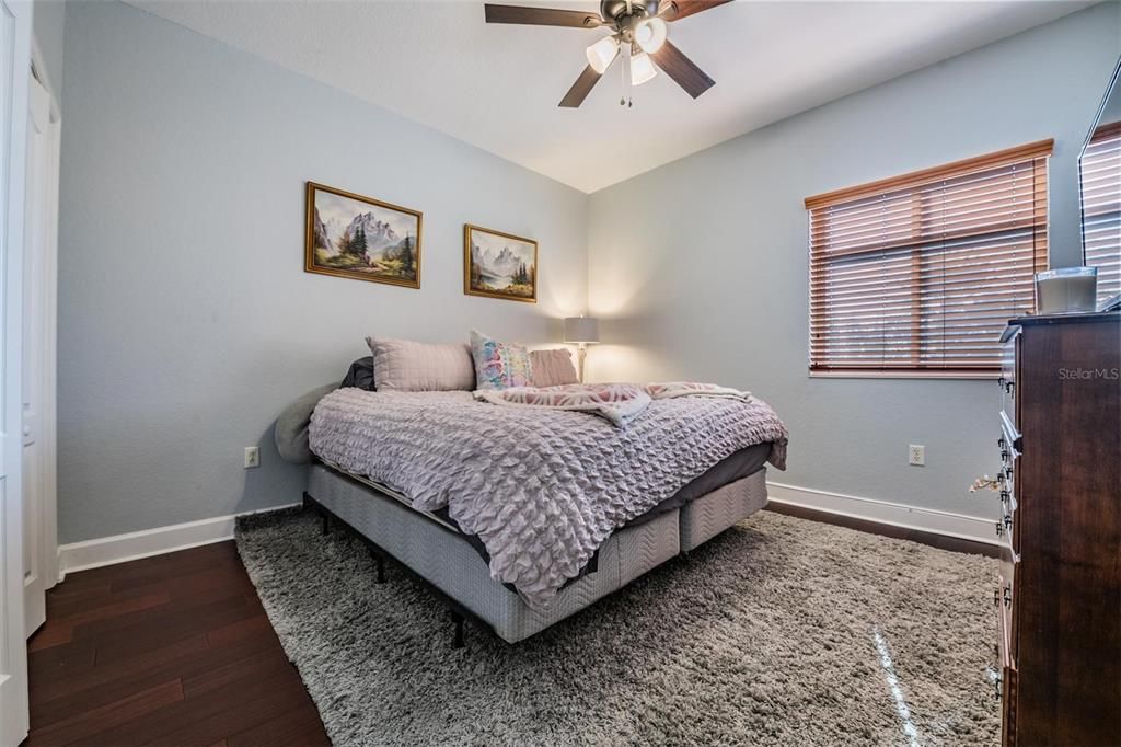 En Venta: $460,000 (3 camas, 2 baños, 2013 Pies cuadrados)