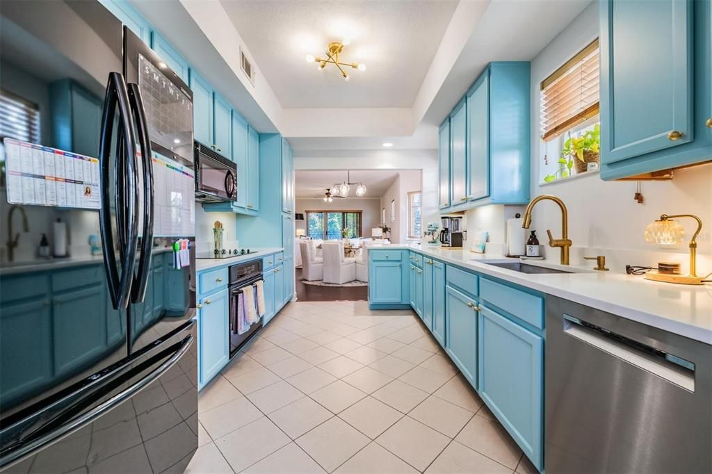 En Venta: $460,000 (3 camas, 2 baños, 2013 Pies cuadrados)