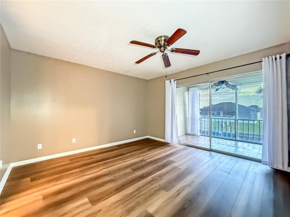 For Sale: $189,000 (2 beds, 2 baths, 1140 Square Feet)