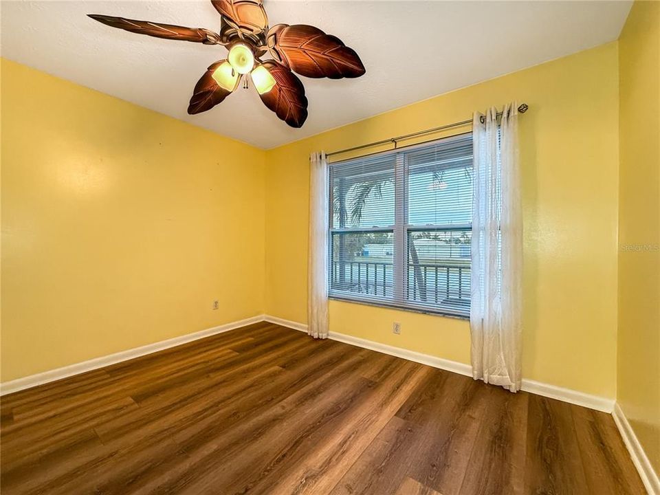 For Sale: $189,000 (2 beds, 2 baths, 1140 Square Feet)
