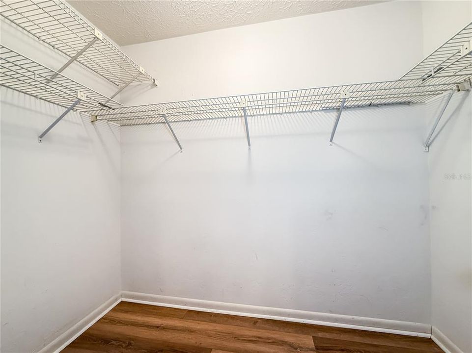 For Sale: $189,000 (2 beds, 2 baths, 1140 Square Feet)