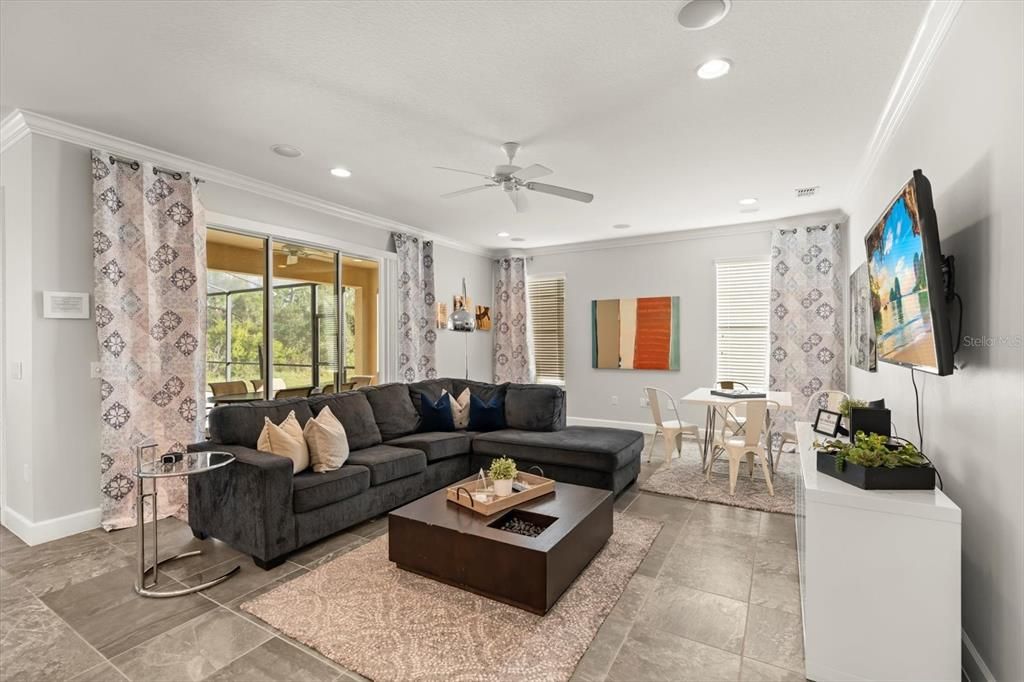 На продажу: $535,000 (6 спален, 5 ванн, 3507 Квадратных фут)