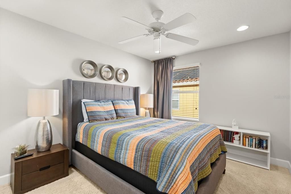 На продажу: $535,000 (6 спален, 5 ванн, 3507 Квадратных фут)