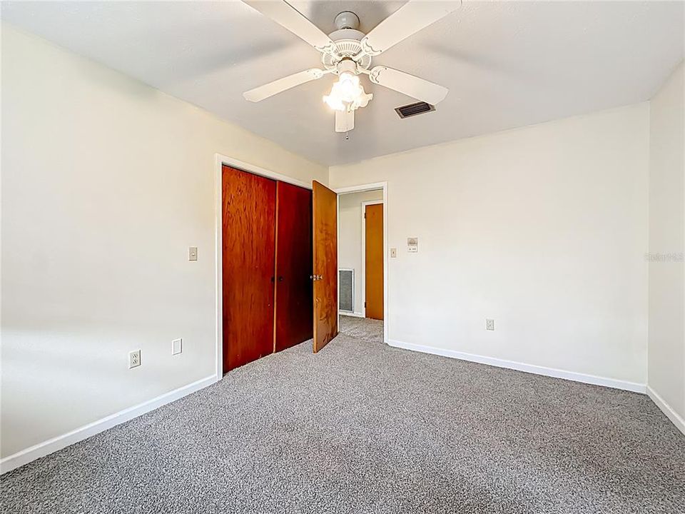 For Sale: $429,000 (4 beds, 3 baths, 2421 Square Feet)