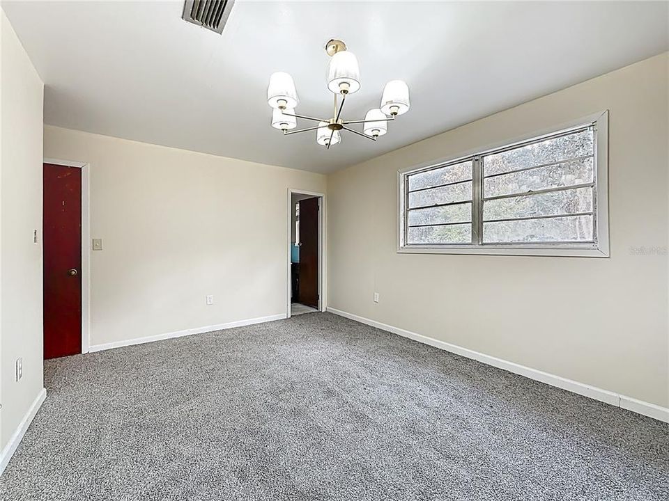 For Sale: $429,000 (4 beds, 3 baths, 2421 Square Feet)