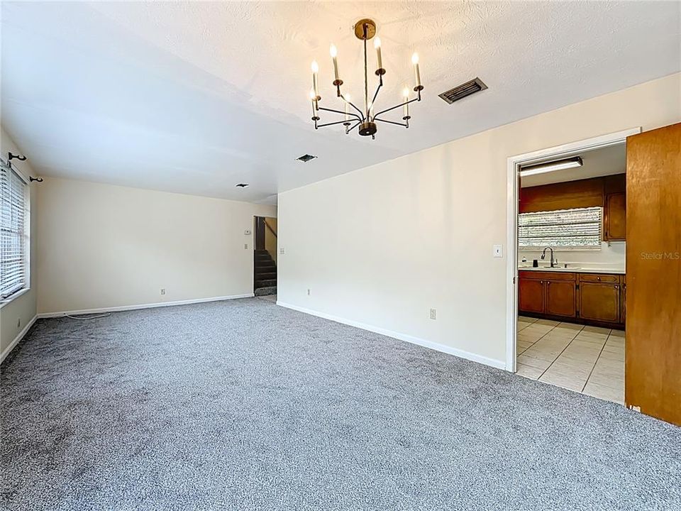 For Sale: $429,000 (4 beds, 3 baths, 2421 Square Feet)