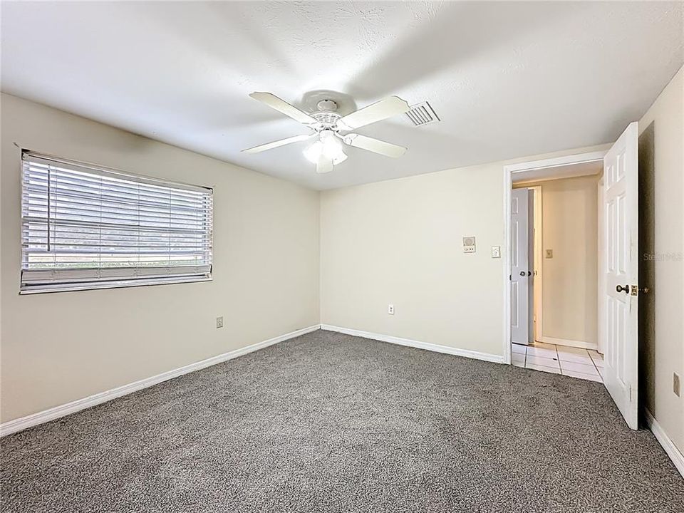 For Sale: $429,000 (4 beds, 3 baths, 2421 Square Feet)