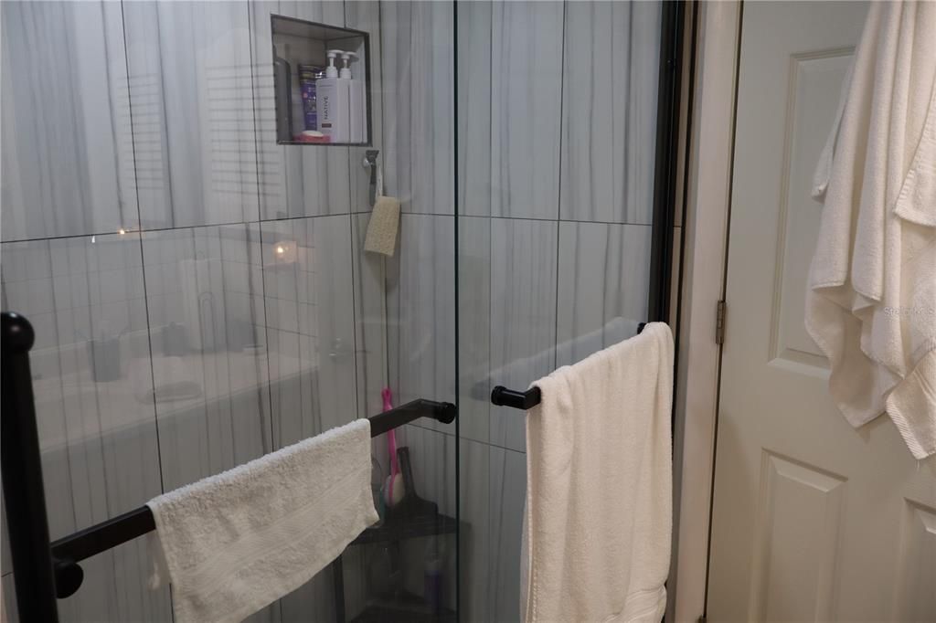 En Venta: $249,900 (2 camas, 2 baños, 1118 Pies cuadrados)