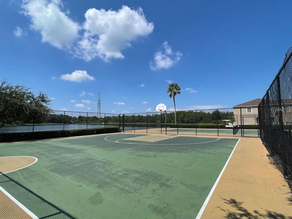 В аренду: $2,200 (3 спален, 2 ванн, 1700 Квадратных фут)