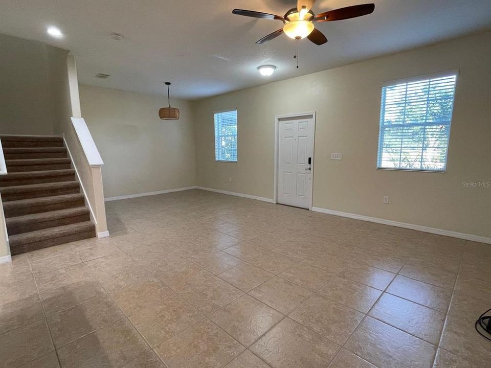 В аренду: $2,200 (3 спален, 2 ванн, 1700 Квадратных фут)