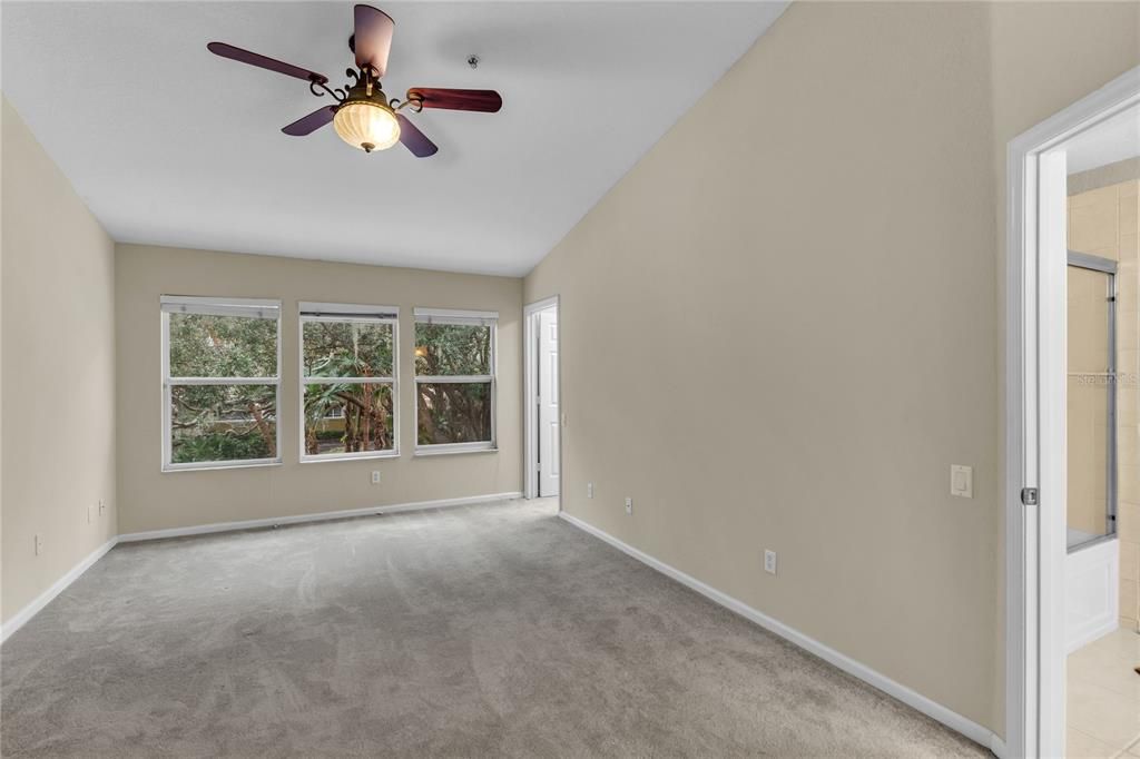 На продажу: $289,900 (3 спален, 2 ванн, 1682 Квадратных фут)