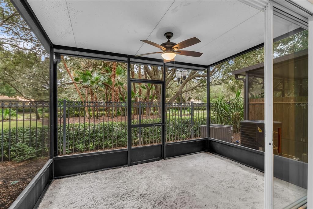 На продажу: $289,900 (3 спален, 2 ванн, 1682 Квадратных фут)