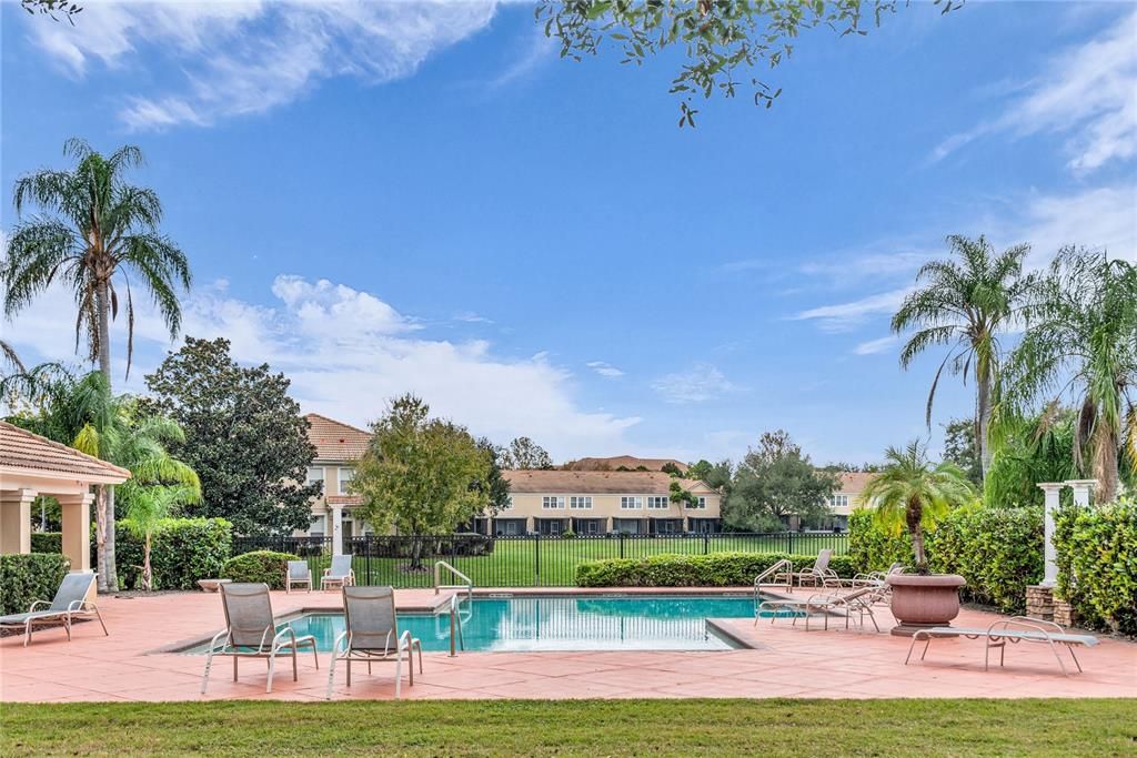 На продажу: $289,900 (3 спален, 2 ванн, 1682 Квадратных фут)