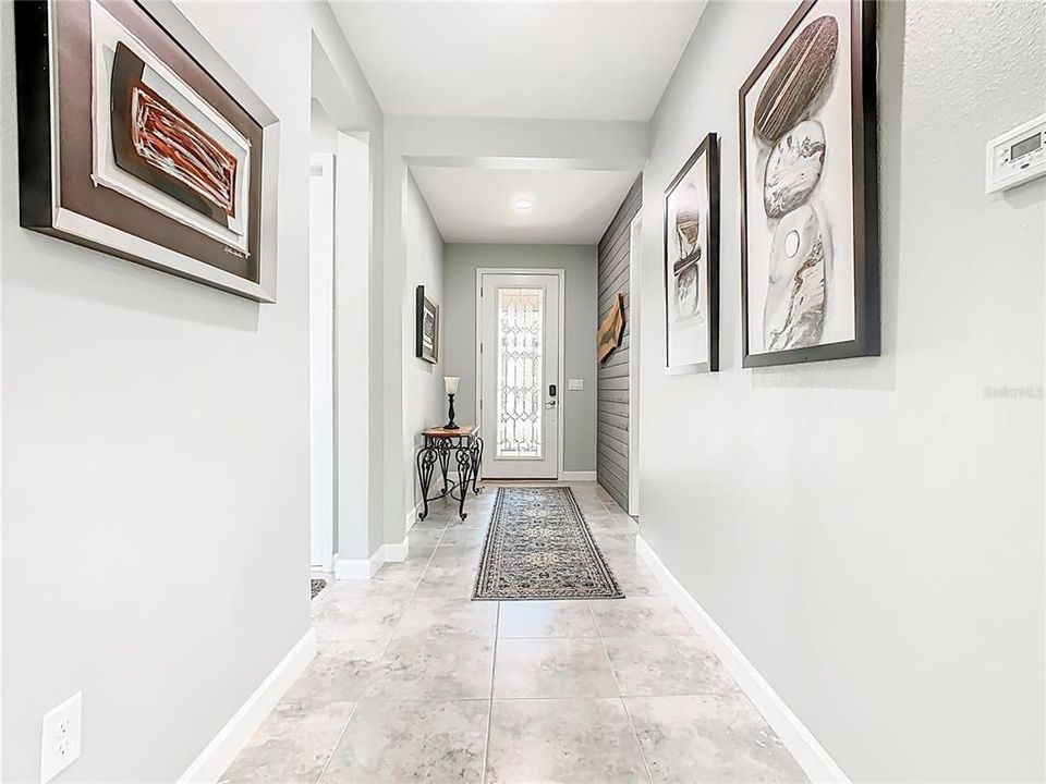 For Sale: $315,000 (2 beds, 2 baths, 1705 Square Feet)