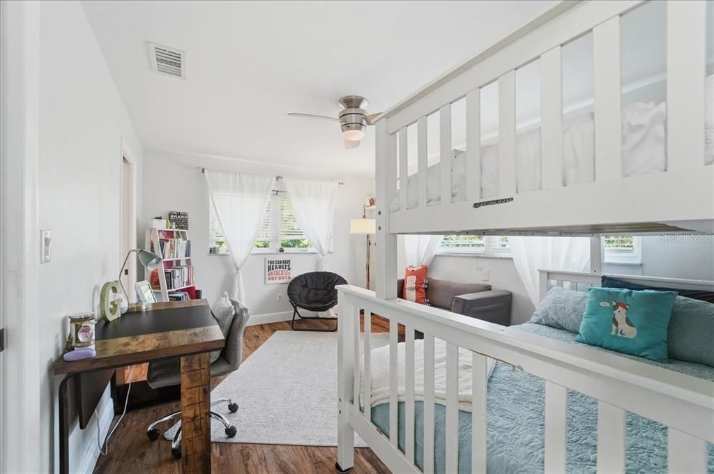 For Sale: $474,999 (3 beds, 3 baths, 1773 Square Feet)