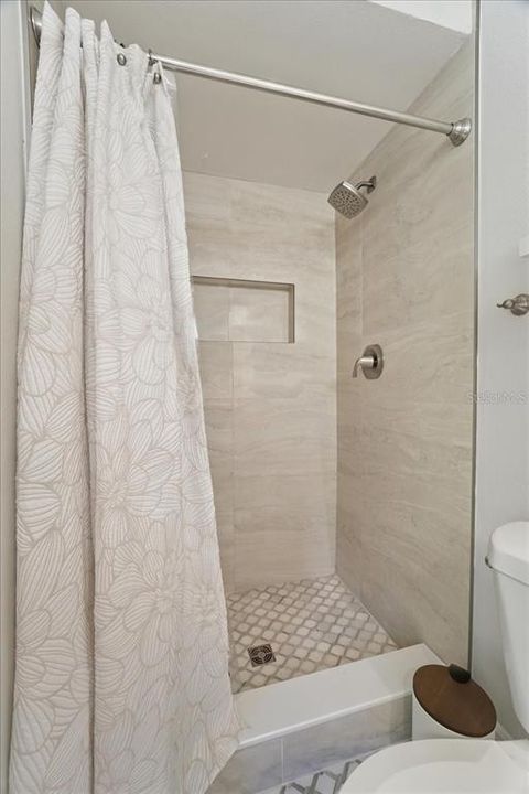 For Sale: $474,999 (3 beds, 3 baths, 1773 Square Feet)