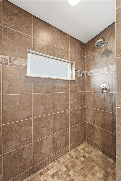 For Sale: $474,999 (3 beds, 3 baths, 1773 Square Feet)