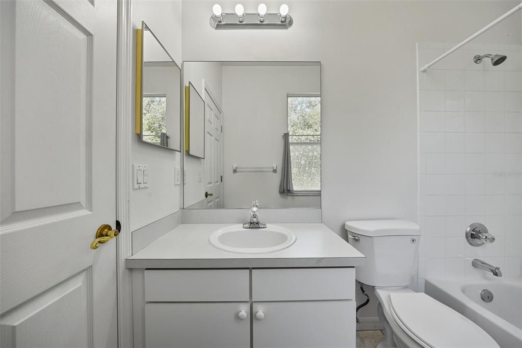 待售: $750,000 (5 贝兹, 3 浴室, 3512 平方英尺)