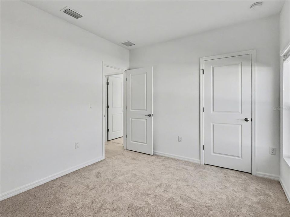 En Renta: $2,325 (4 camas, 2 baños, 1974 Pies cuadrados)