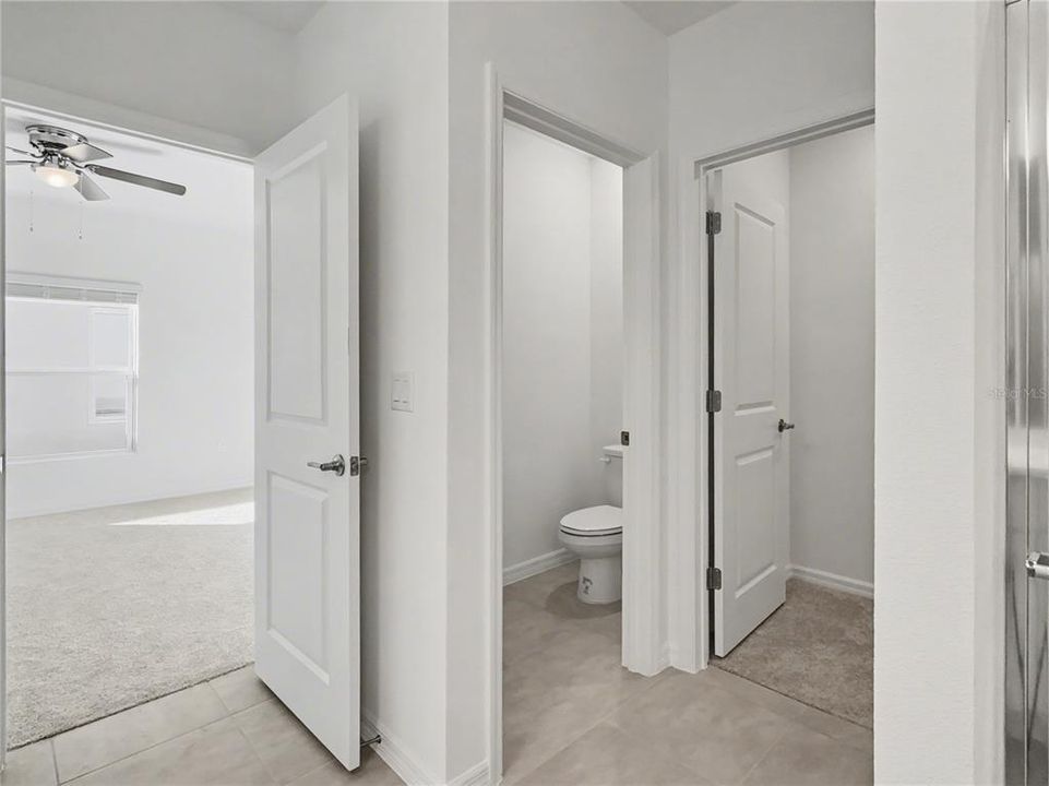 En Renta: $2,325 (4 camas, 2 baños, 1974 Pies cuadrados)