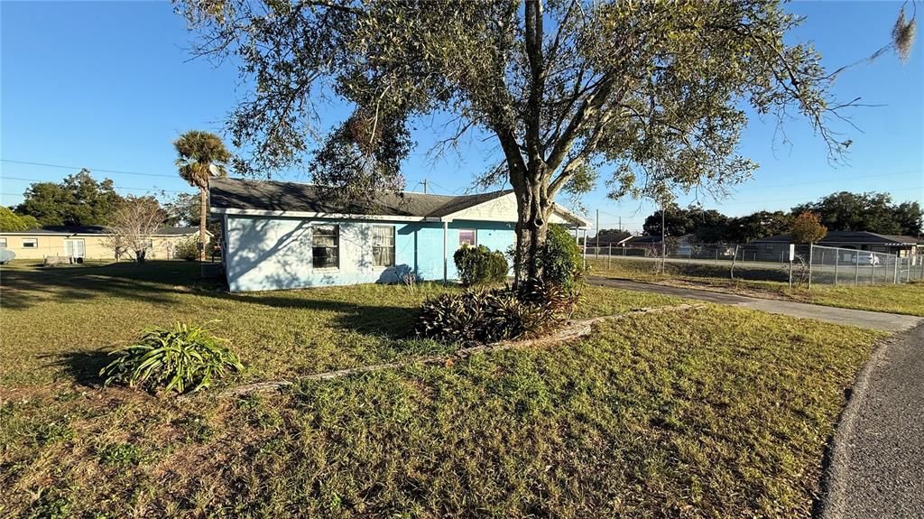 For Sale: $185,000 (4 beds, 2 baths, 2014 Square Feet)