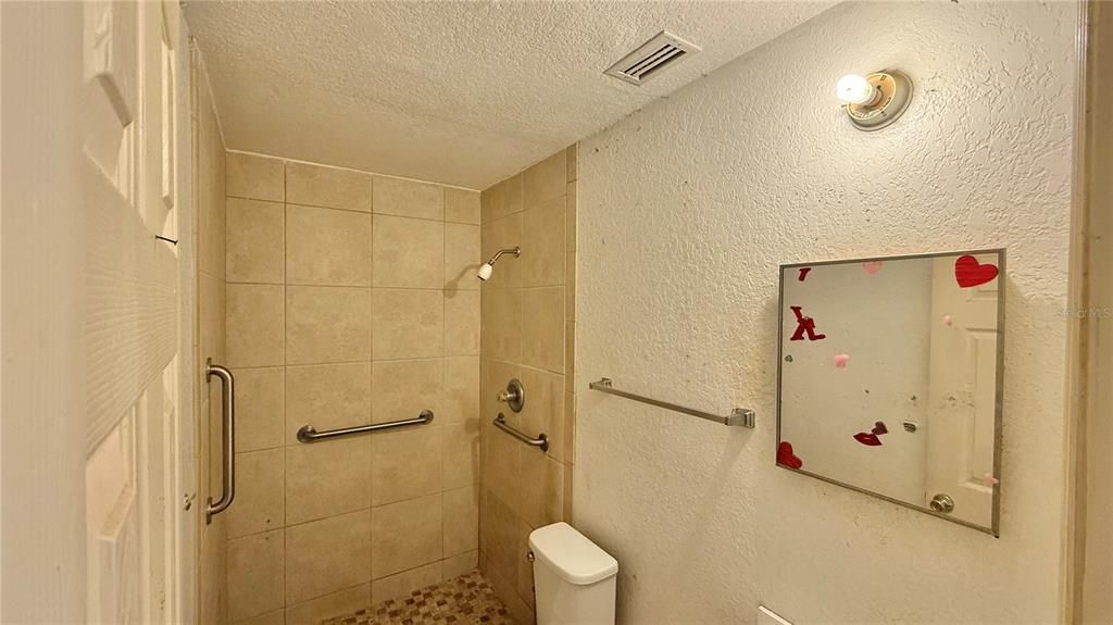 For Sale: $185,000 (4 beds, 2 baths, 2014 Square Feet)