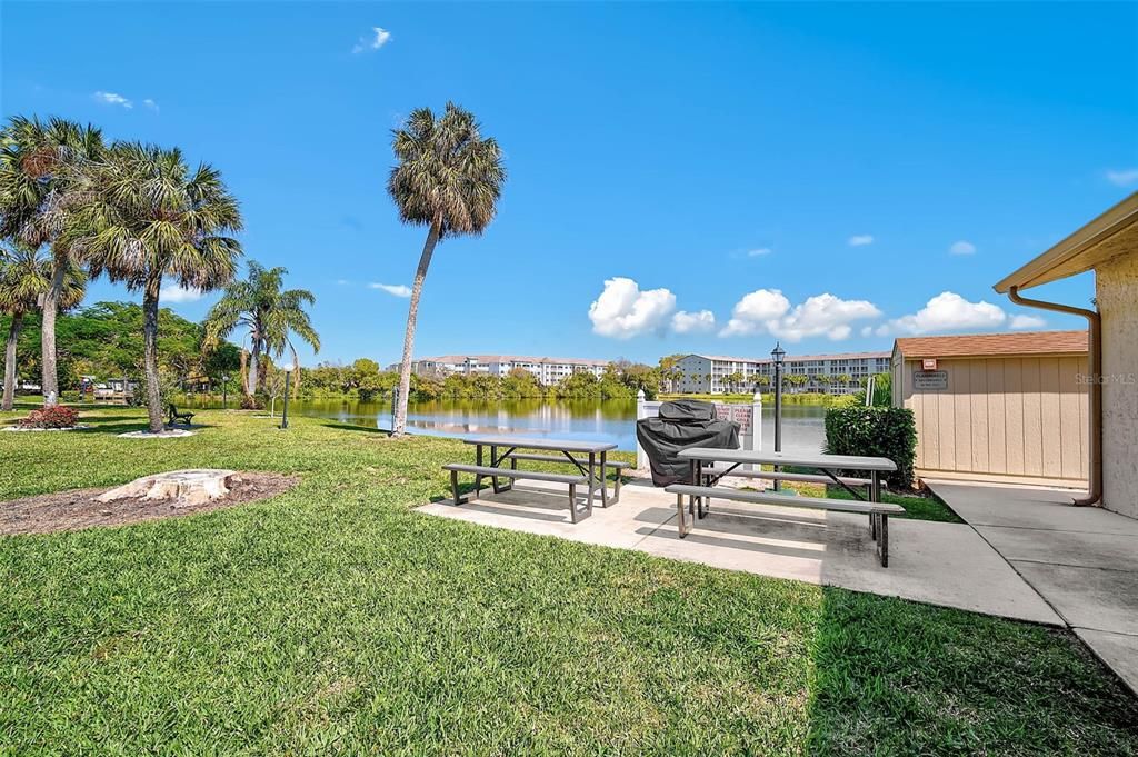 For Sale: $168,900 (2 beds, 2 baths, 1144 Square Feet)