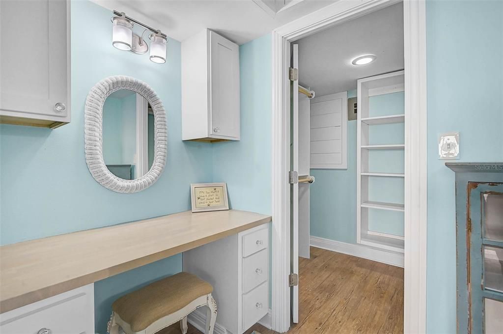 For Sale: $168,900 (2 beds, 2 baths, 1144 Square Feet)