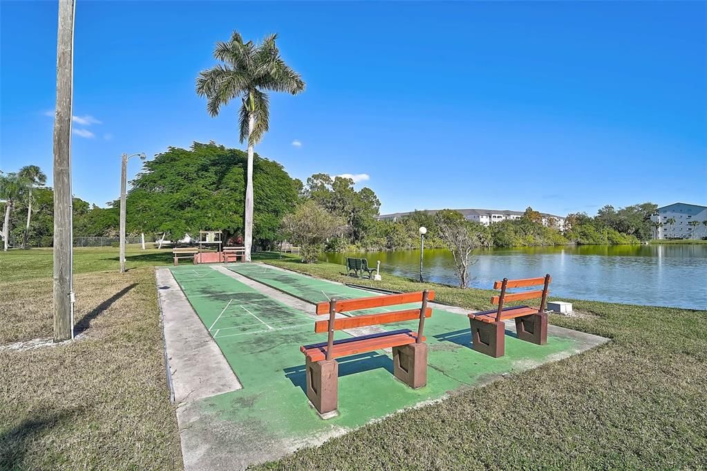 For Sale: $168,900 (2 beds, 2 baths, 1144 Square Feet)