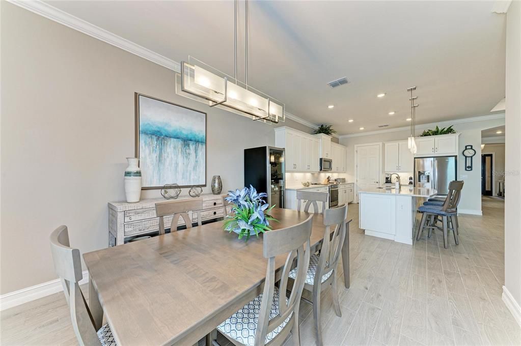 На продажу: $998,900 (3 спален, 3 ванн, 2611 Квадратных фут)