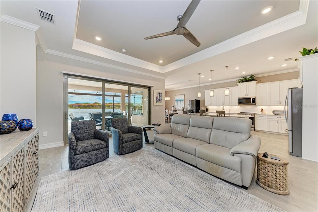 На продажу: $998,900 (3 спален, 3 ванн, 2611 Квадратных фут)