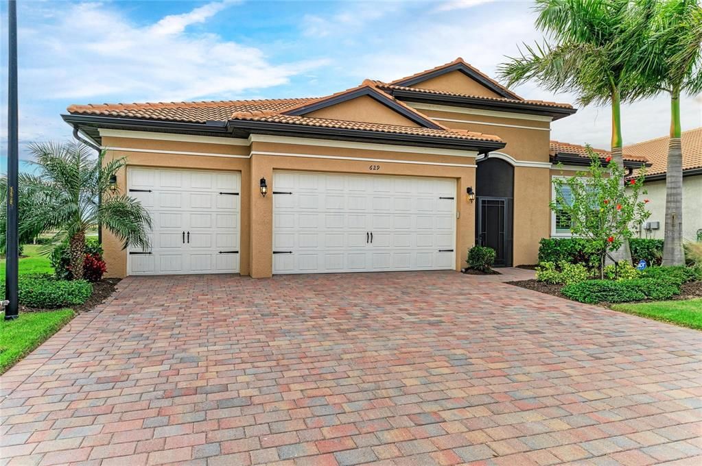 На продажу: $998,900 (3 спален, 3 ванн, 2611 Квадратных фут)