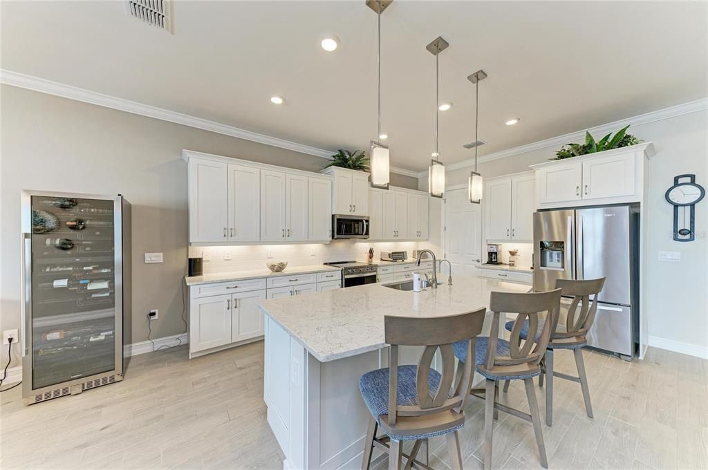 На продажу: $998,900 (3 спален, 3 ванн, 2611 Квадратных фут)