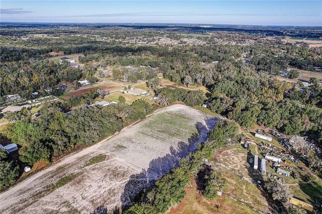 На продажу: $299,900 (3.83 acres)