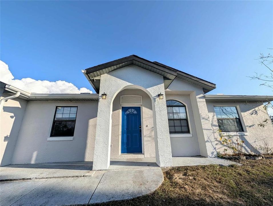 For Sale: $260,000 (3 beds, 2 baths, 1609 Square Feet)