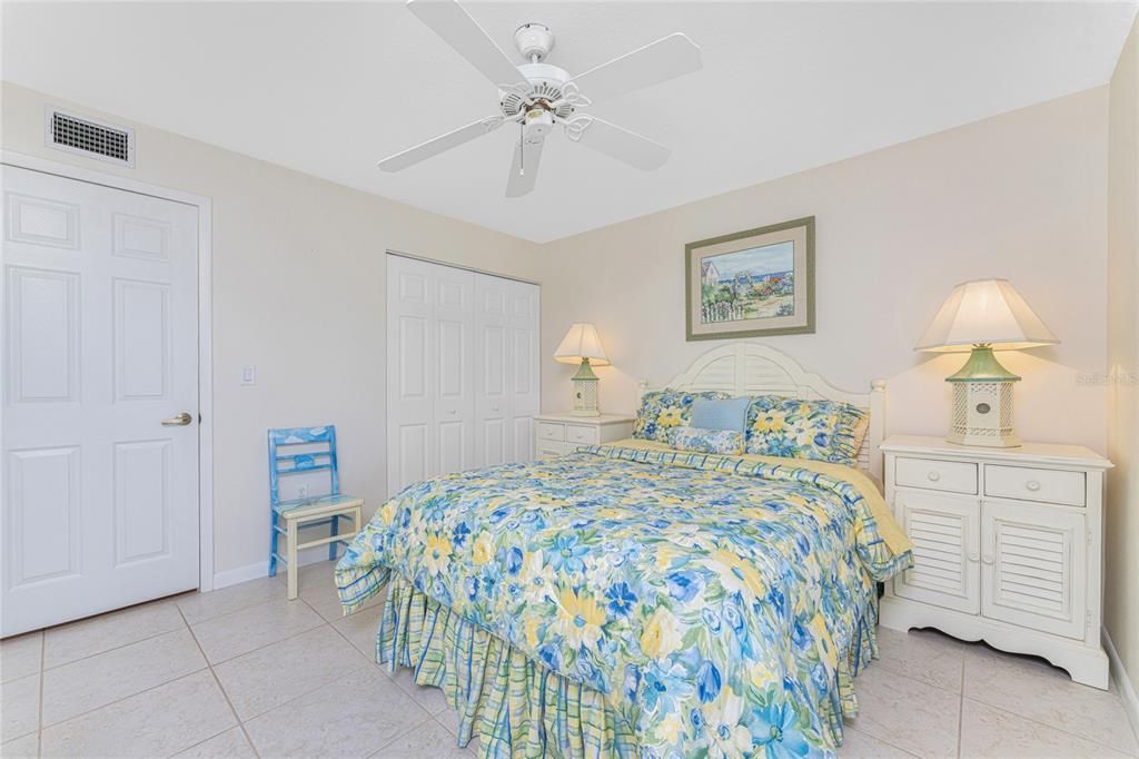 En Venta: $1,200,000 (3 camas, 3 baños, 1590 Pies cuadrados)