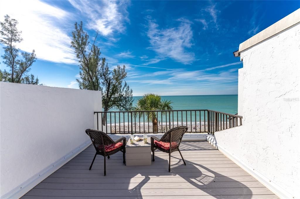 En Venta: $1,200,000 (3 camas, 3 baños, 1590 Pies cuadrados)