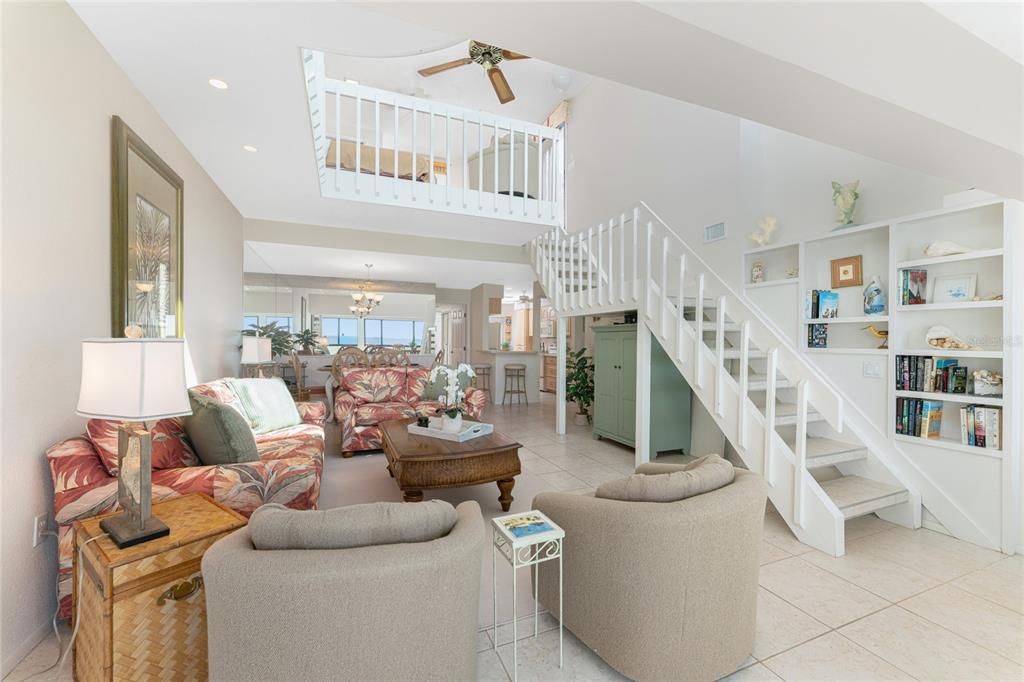 En Venta: $1,200,000 (3 camas, 3 baños, 1590 Pies cuadrados)