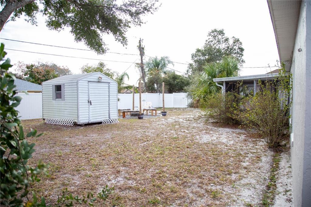 待售: $295,000 (3 贝兹, 2 浴室, 1322 平方英尺)