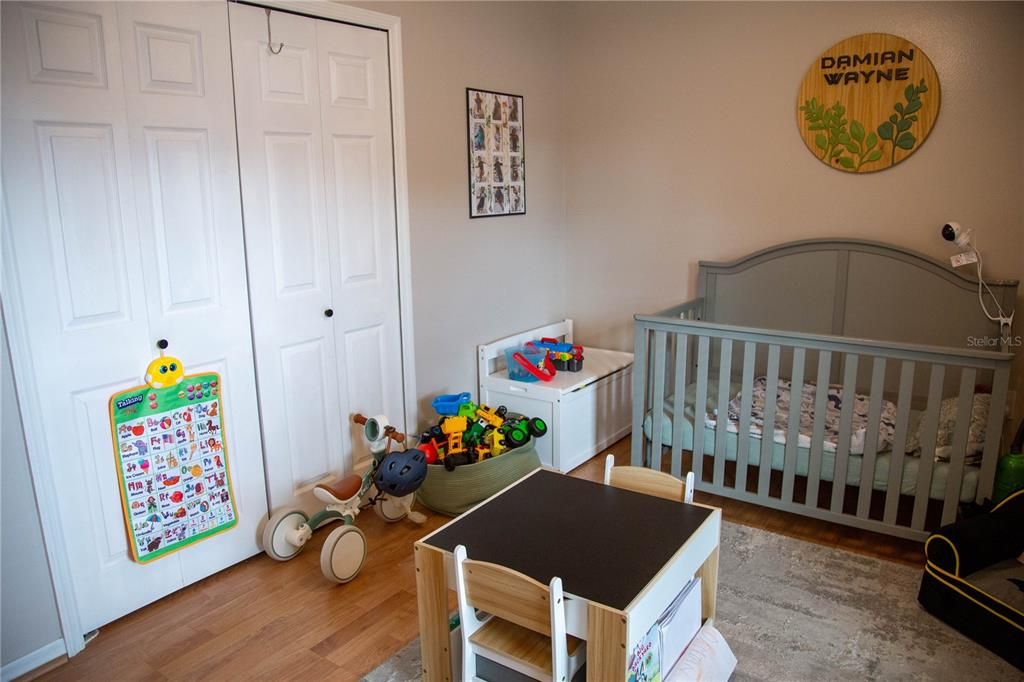 待售: $295,000 (3 贝兹, 2 浴室, 1322 平方英尺)