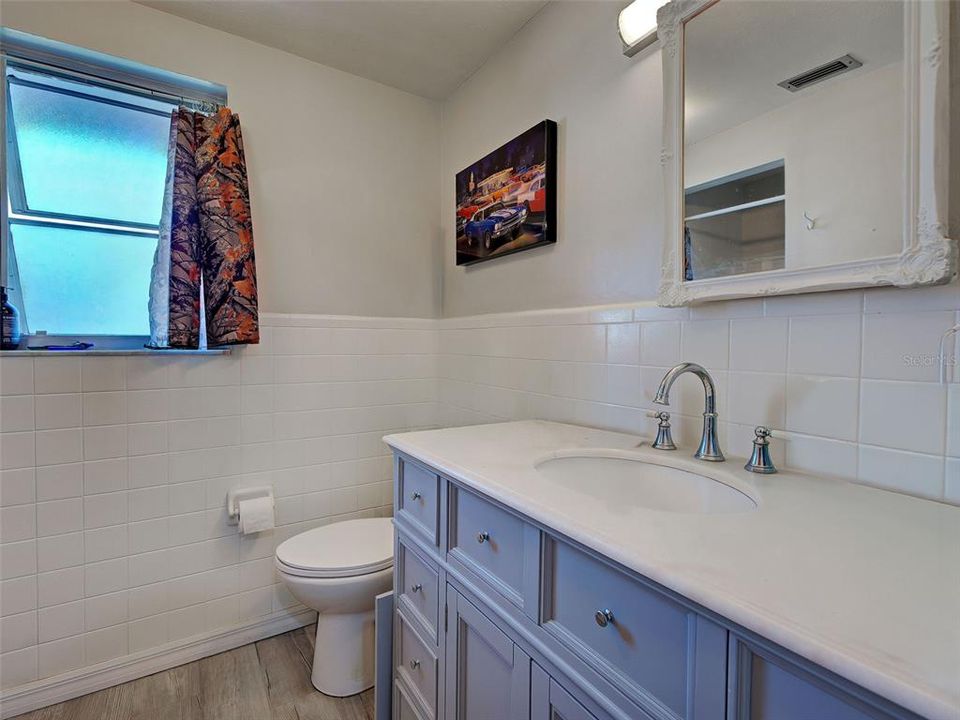 For Sale: $310,000 (2 beds, 2 baths, 1349 Square Feet)
