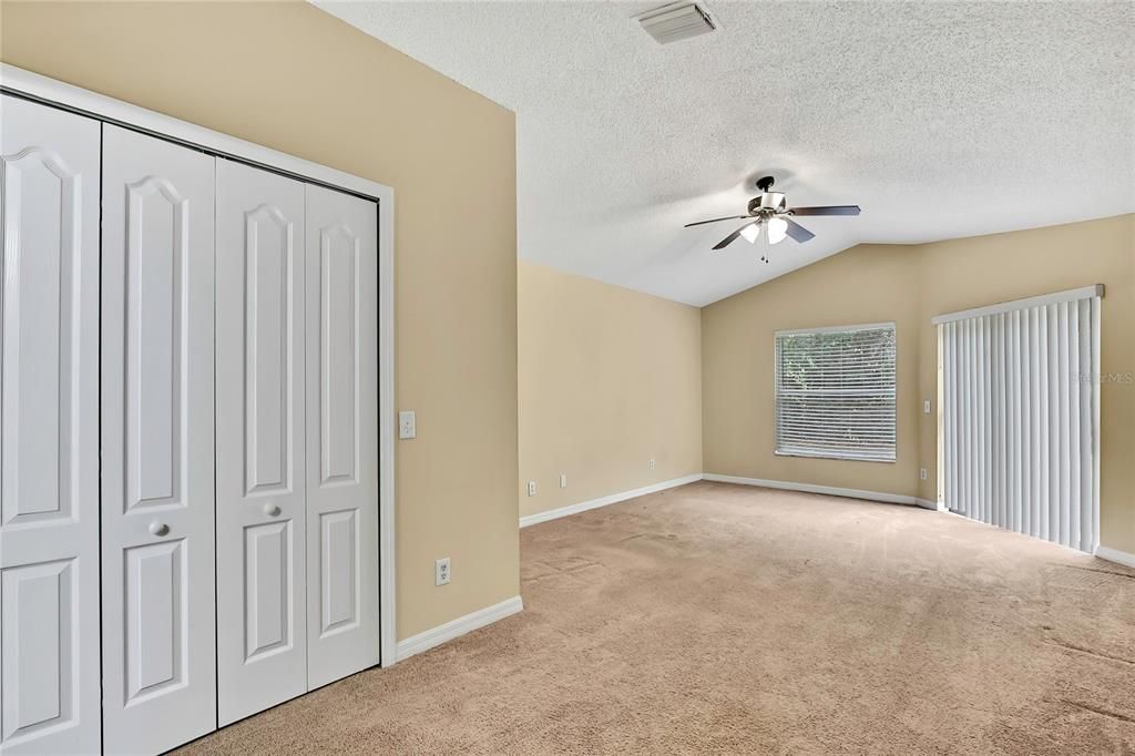 Active With Contract: $299,900 (3 beds, 2 baths, 1877 Square Feet)