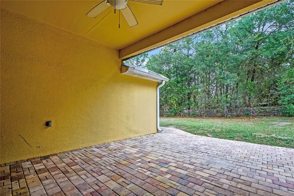 Active With Contract: $299,900 (3 beds, 2 baths, 1877 Square Feet)